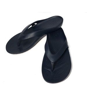 Women’s -Crocs Thong/Flip flop- Sz 8